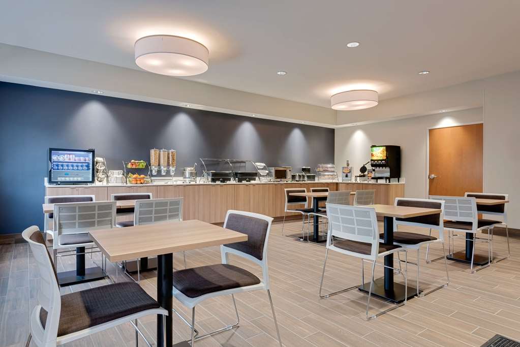 Microtel Inn & Suites by Wyndham Clarion - photo 14