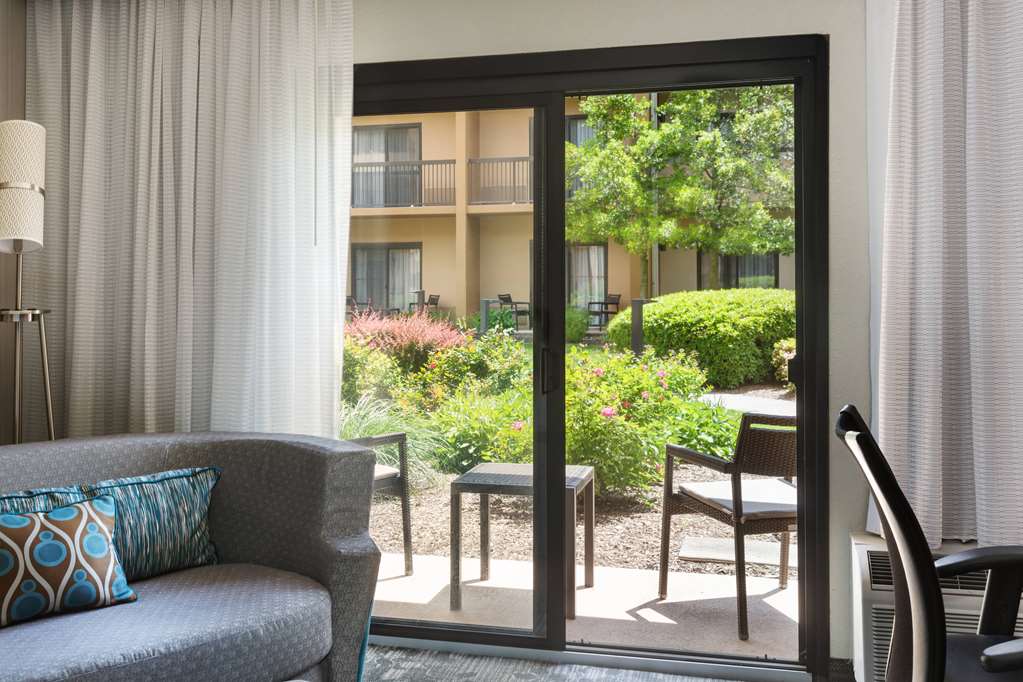 Sonesta Select Whippany Hanover - photo 10
