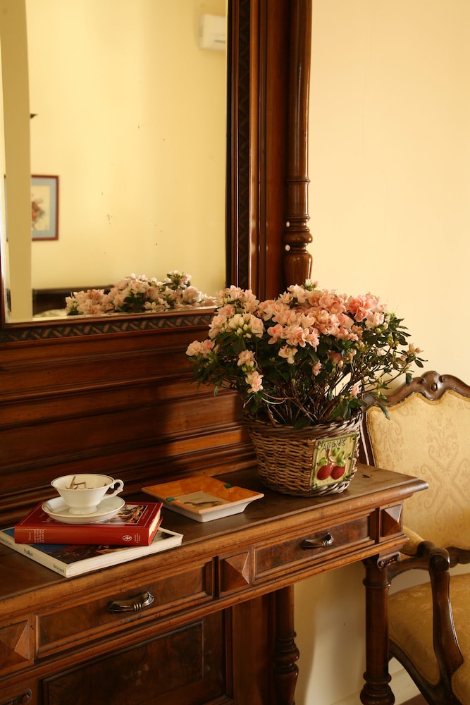 Luna Caprese - carbon neutral hotel in Naples