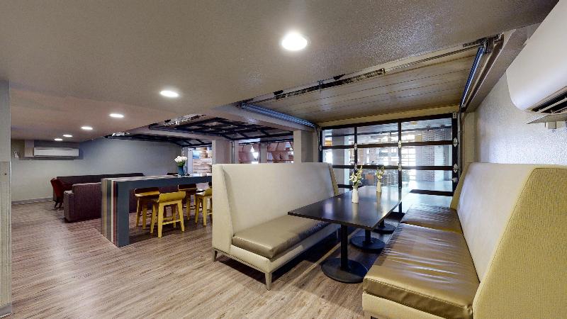 Aggieland Boutique Hotel - photo 18
