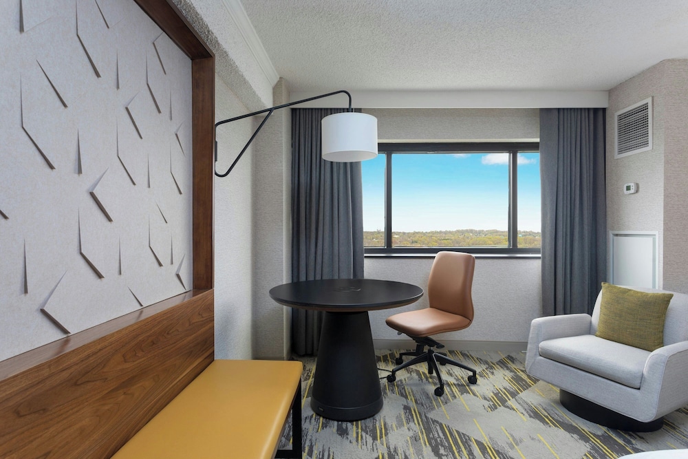Sheraton Edison - photo 9