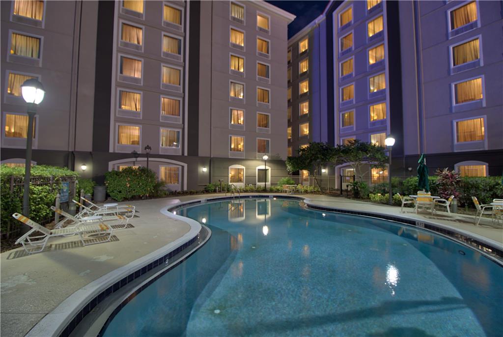 La Quinta Inn & Suites by Wyndham Orlando I Drive Conv Ctr - photo 15
