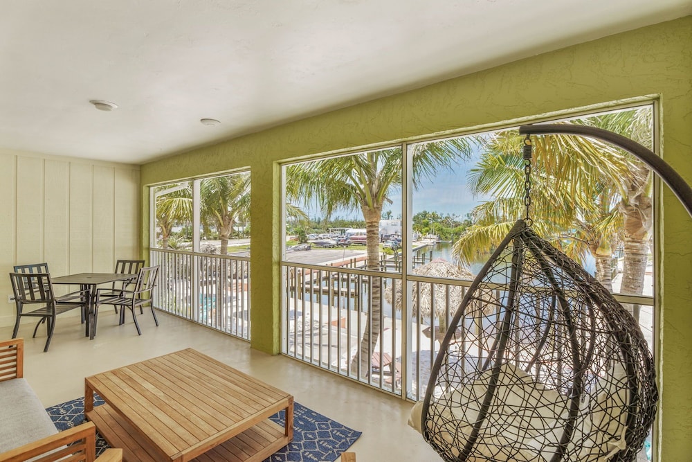 Off the Charts Inn & Out Island Resort - photo 22