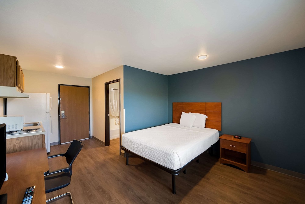 WoodSpring Suites Fort Worth Fossil Creek - photo 26
