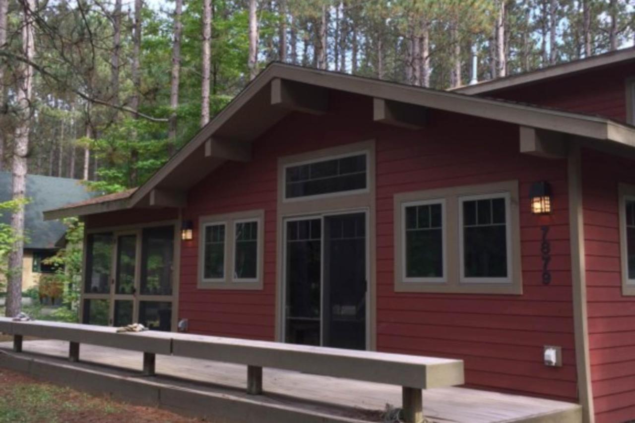 Whispering Pines — hotel in Thompsonville