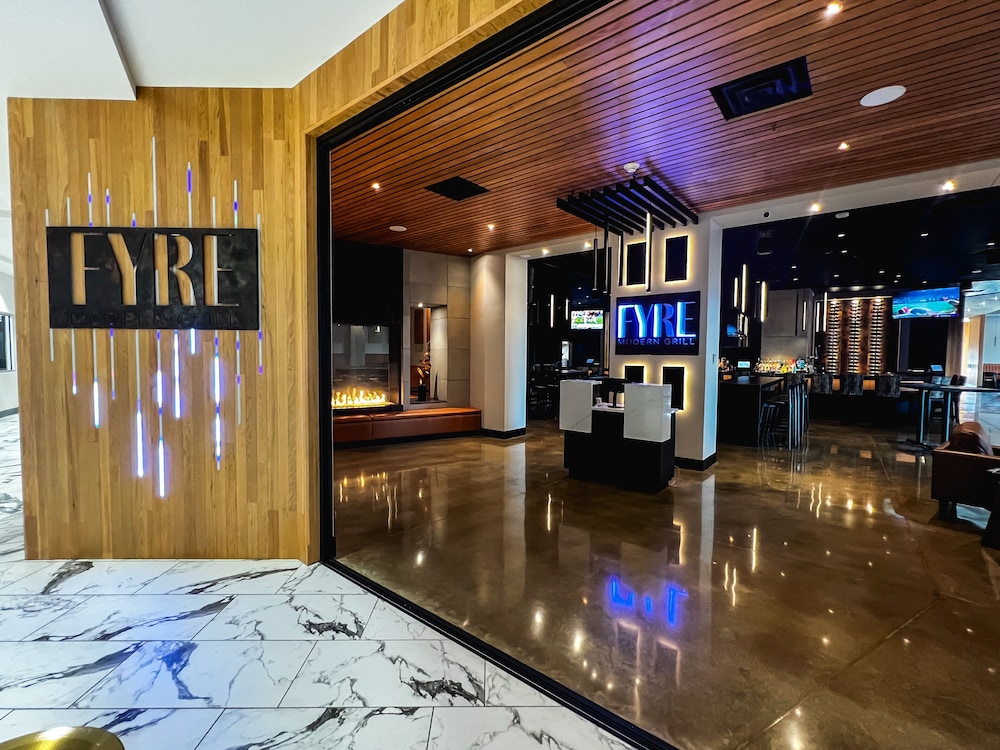 Crowne Plaza Kearney by IHG - photo 53