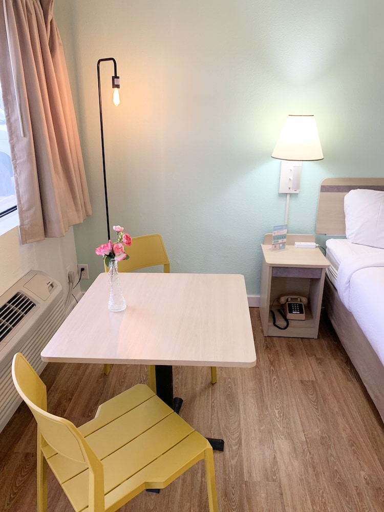 LuLu Hotel Silver City - photo 33