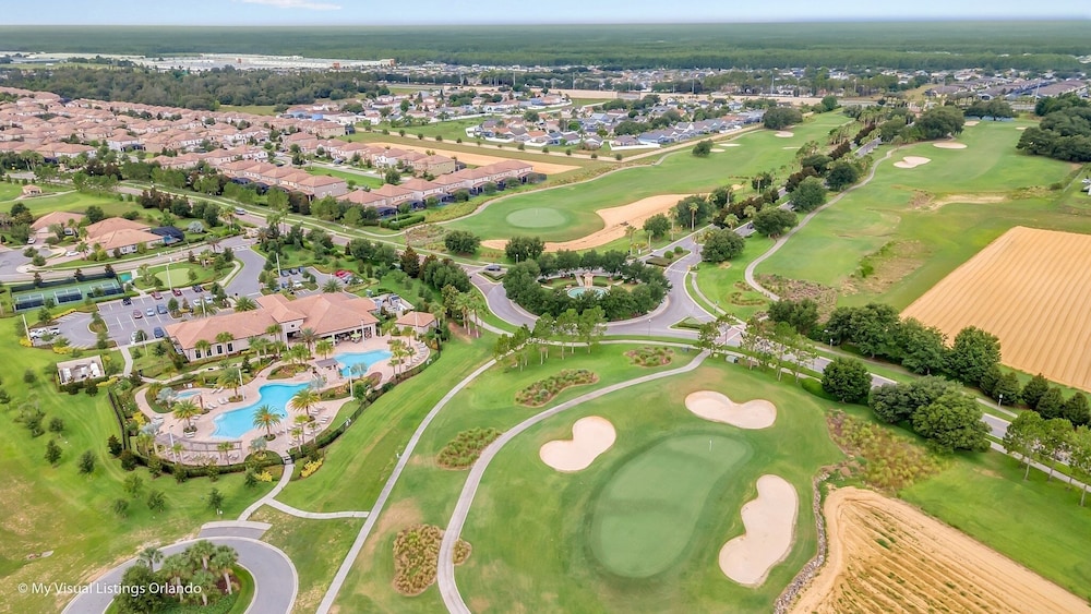Orlando Resort Retreat Fun filled Family Haven 5 Bedroom Home - photo 39