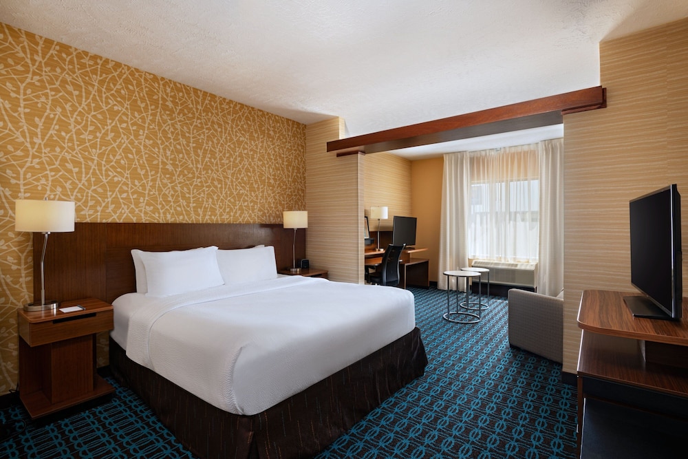 Fairfield Inn & Suites Lincoln Airport - photo 17
