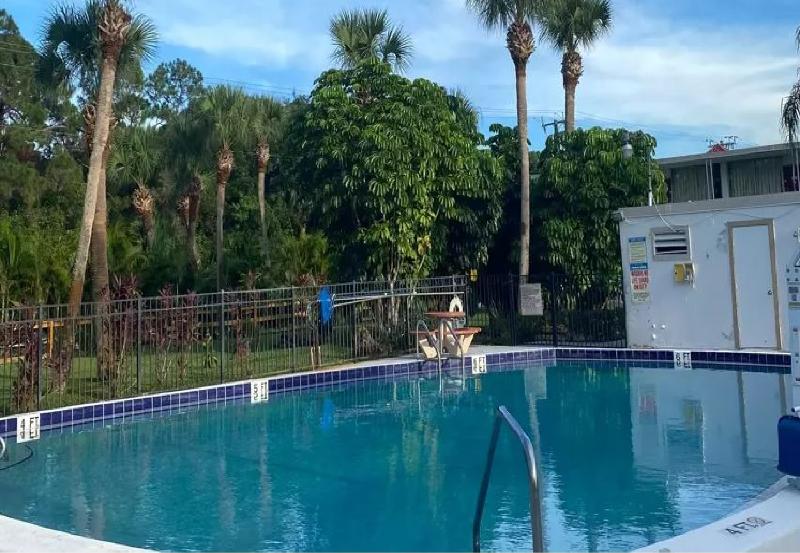 Red Roof Inn Vero Beach I 95 - photo 19