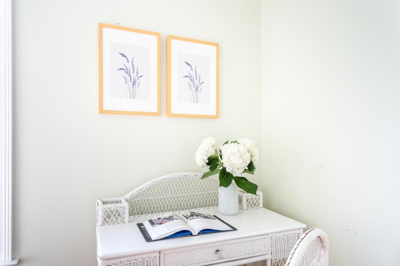 Sea Shell by Avantstay Breezy Beachside Getaway w Rooftop Deck & 6 BRs - photo 19