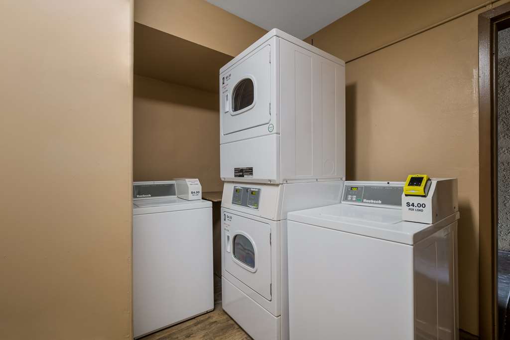 Best Western Diamond Bar Hotel & Suites - photo 11