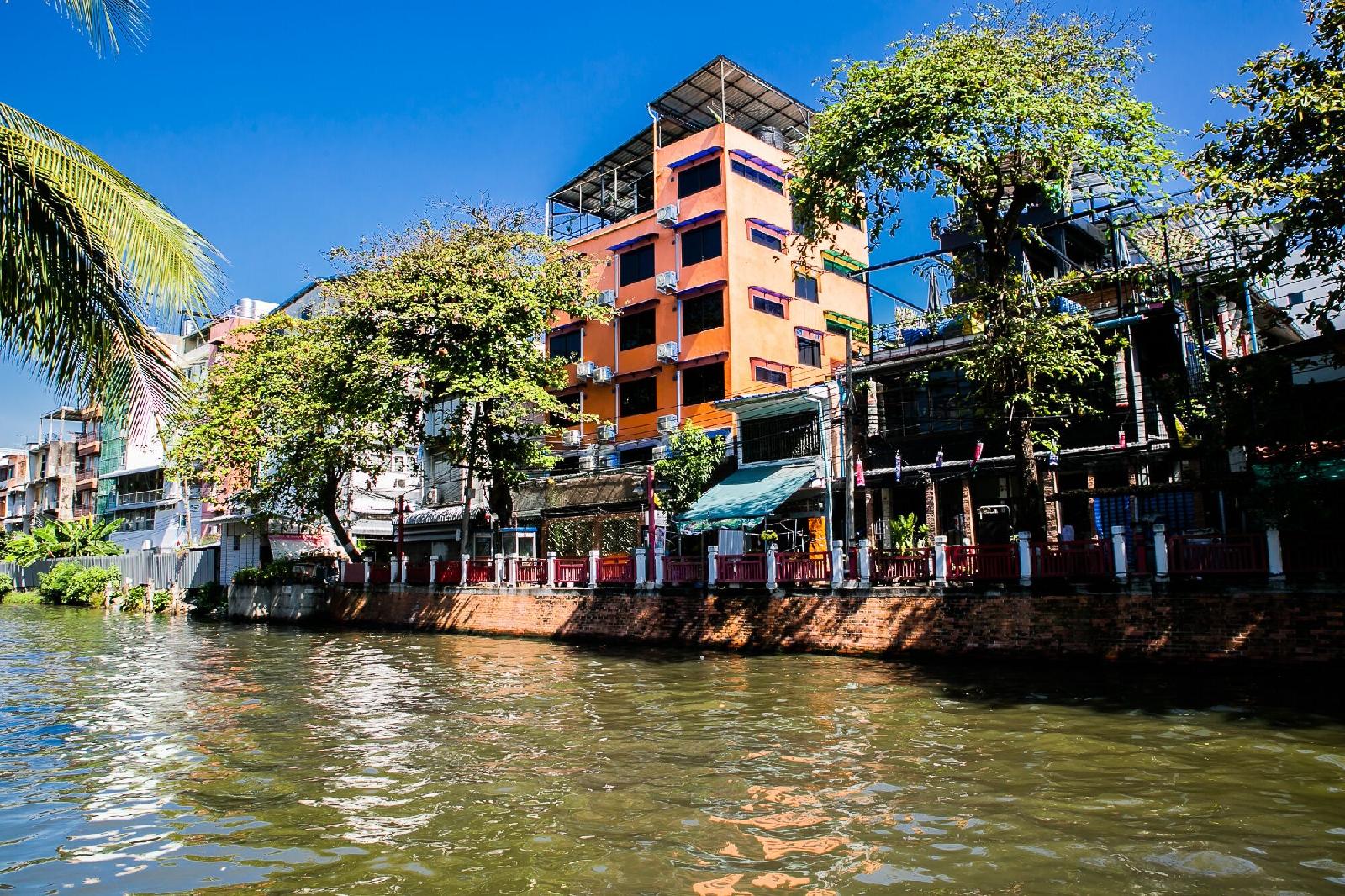 Bangkok Canale Home
