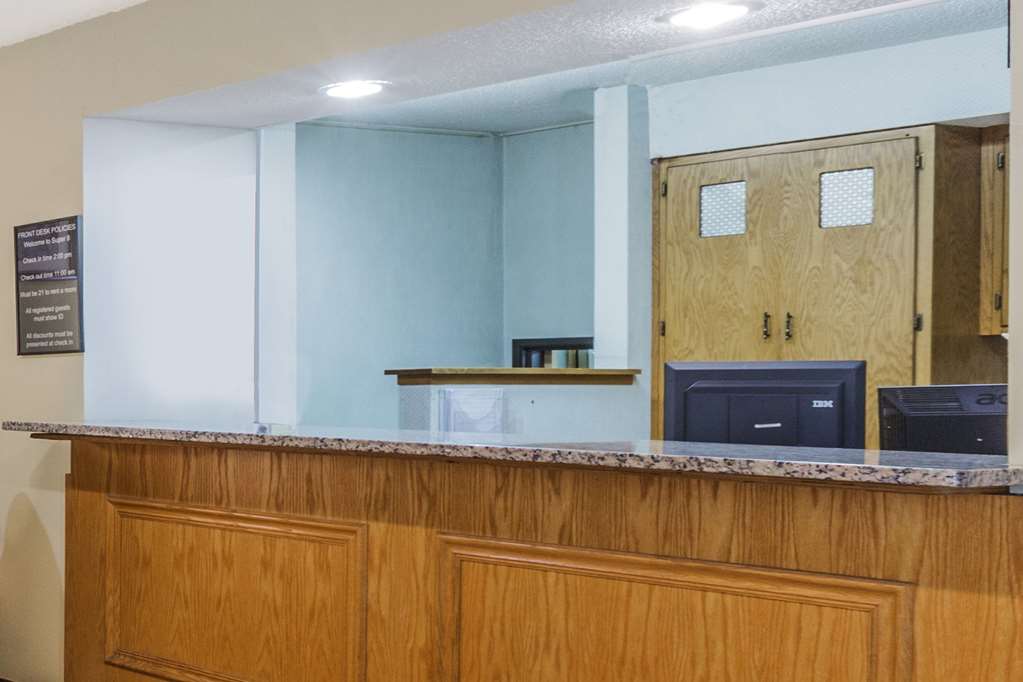 Super 8 by Wyndham Stroudsburg - photo 3