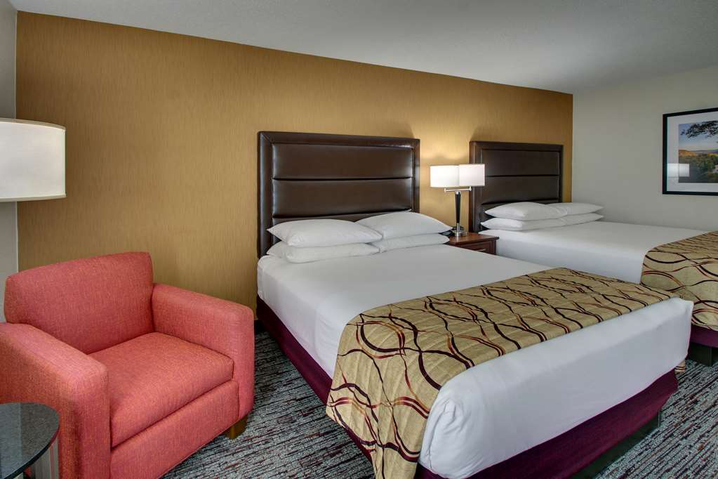 Drury Inn & Suites Bowling Green - photo 31