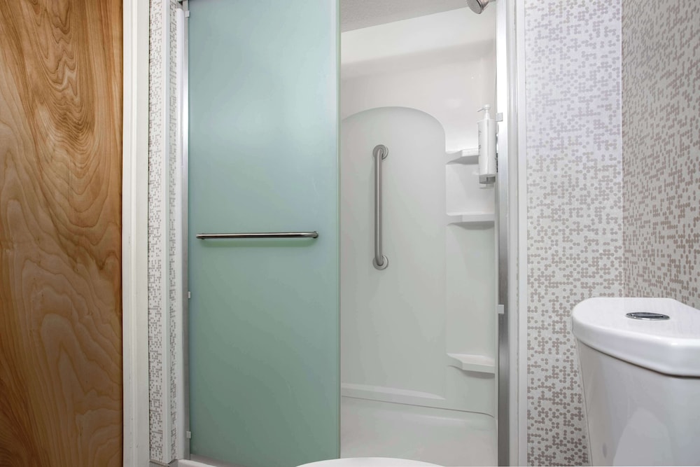 Home2 Suites by Hilton Gainesville Medical Center - photo 30