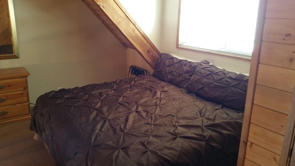 Pinewoods Resort - photo 8