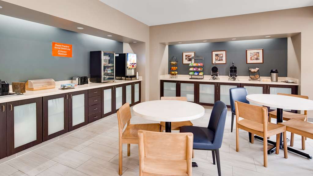 Best Western Plus Augusta North Inn & Suites - photo 24
