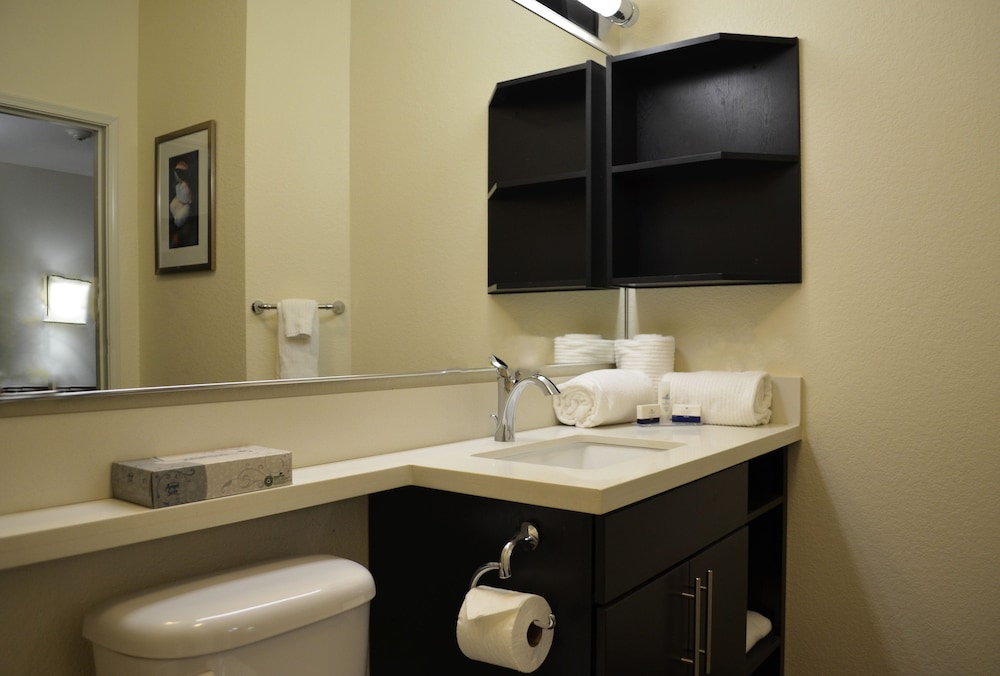 Candlewood Suites Greenville by IHG - photo 24