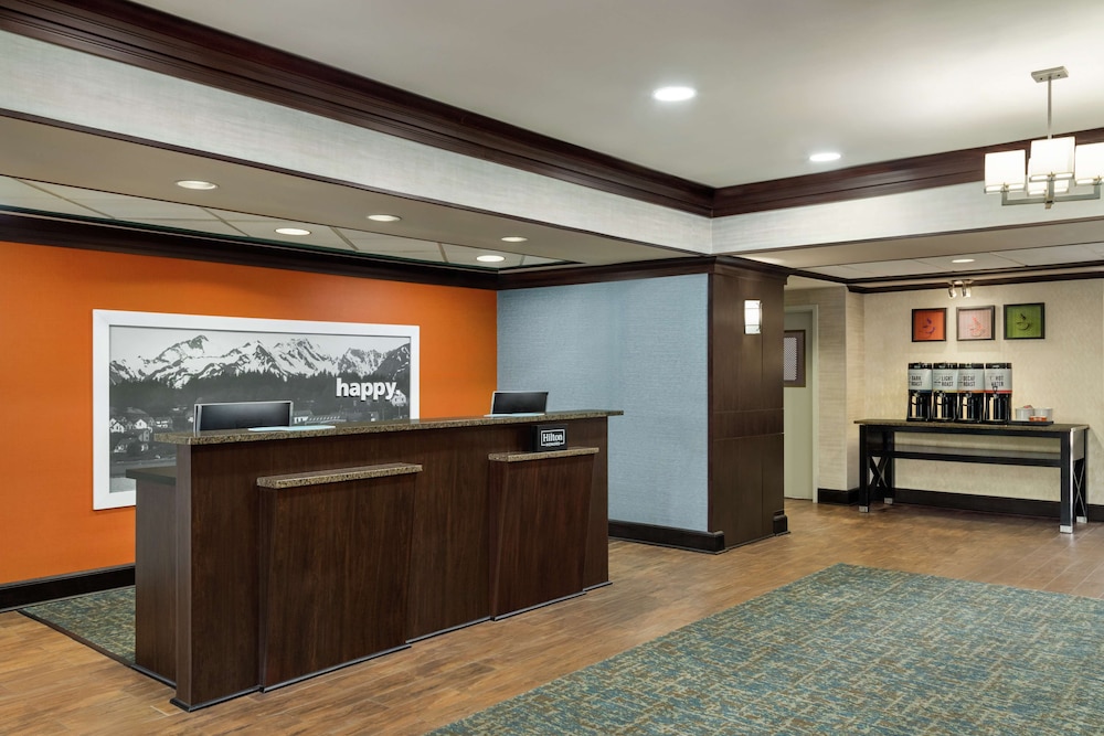 Hampton Inn New Albany - photo 9