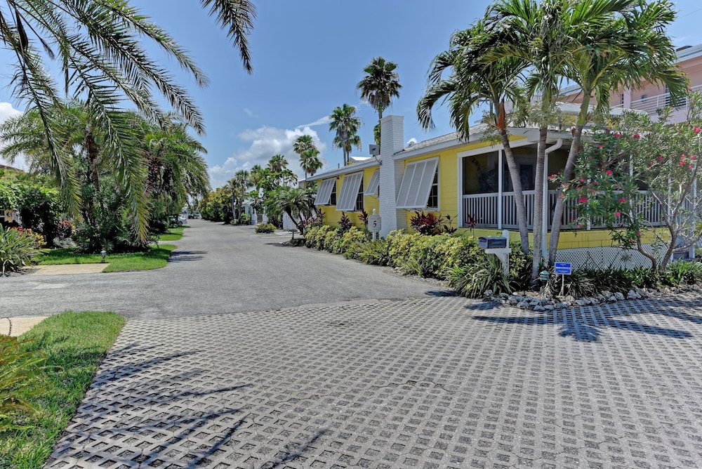 Tradewinds Beach Resort - photo 65