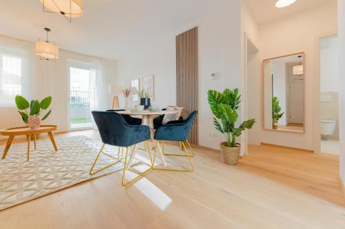 revLIVING Garden Lounge am Steinertor Parkplatz inklusive — 4-Star Luxury Hotel in Krems An Der Donau, Austria