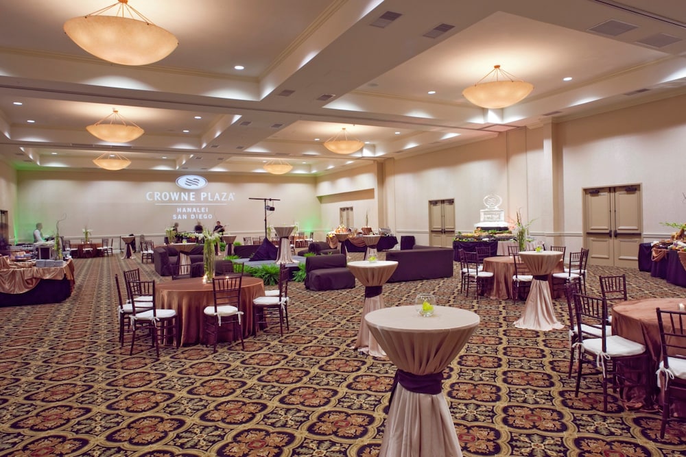 Crowne Plaza San Diego Mission Valley - photo 40