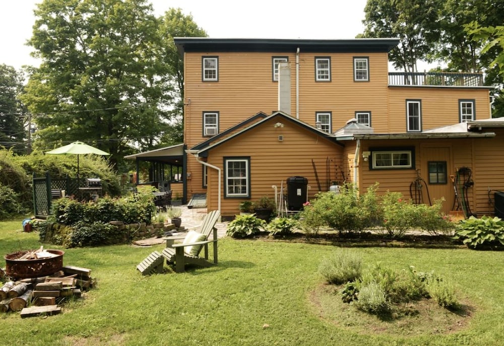 The Woodbine Inn - photo 45