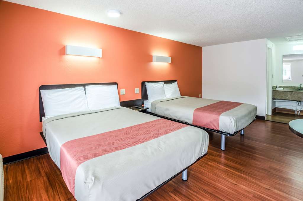 Motel 6 Troutville VA - photo 10