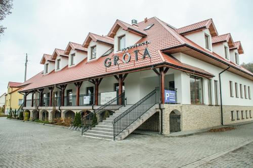 Grota Bochotnicka in Kazimierz Dolny, Poland