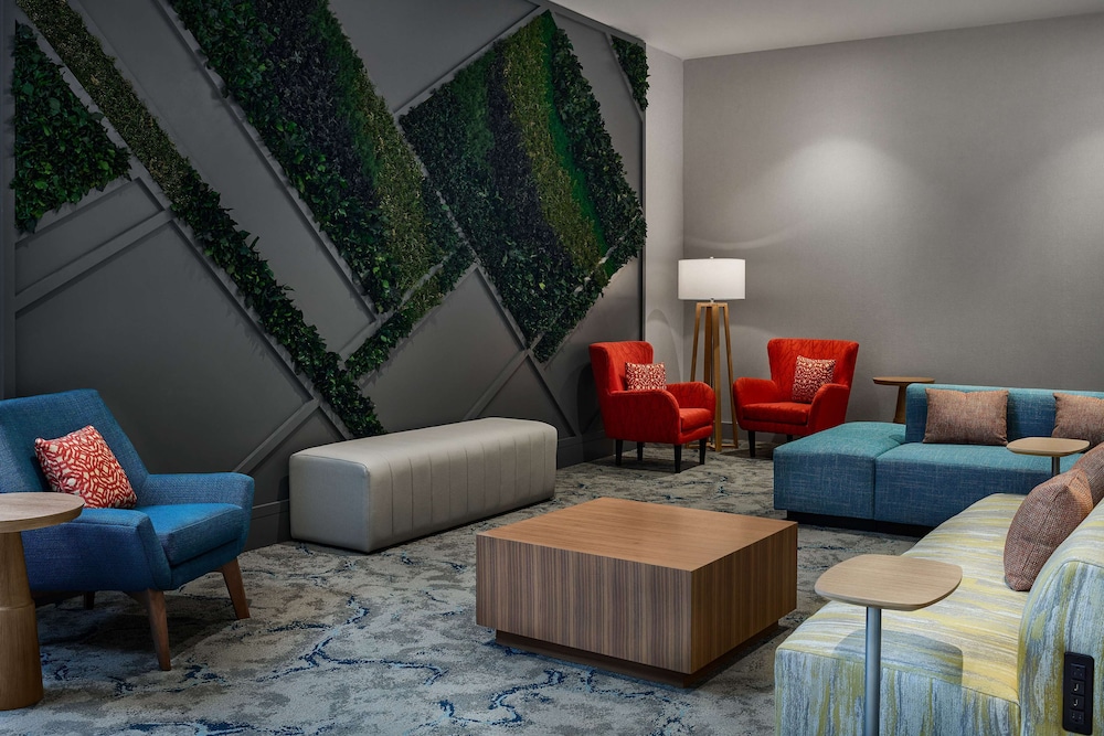 Hilton Garden Inn Tewksbury Andover - photo 2