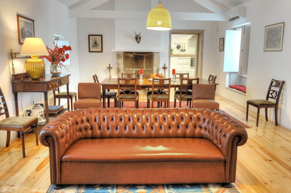 Casa das Laranjas — 4-Star Luxury Hotel in Porto, Portugal