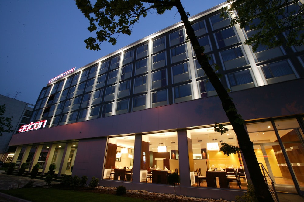 Aston Hotel — Bratislava — photo 2