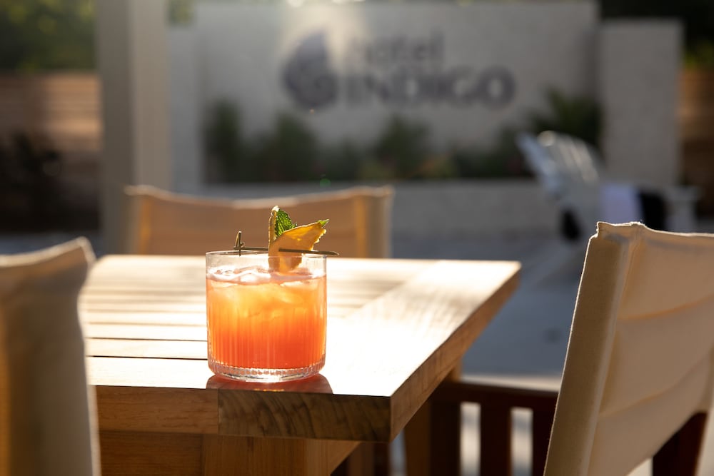 Hotel Indigo Mount Pleasant by IHG - photo 57