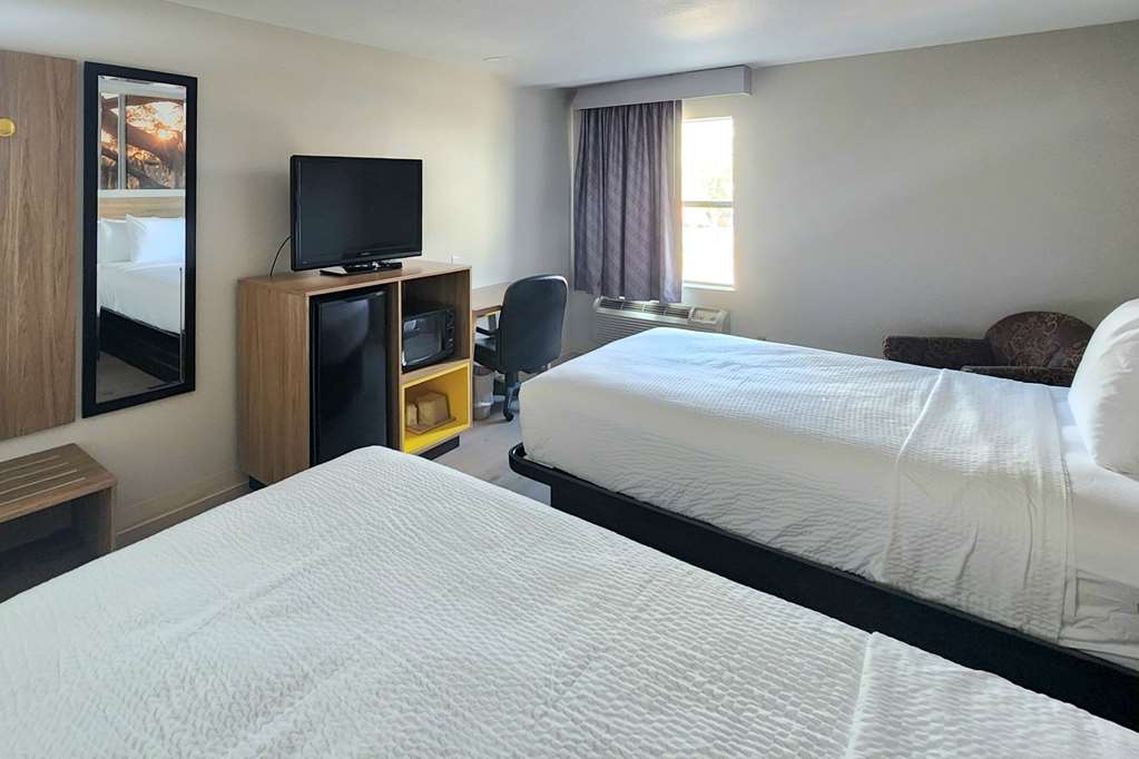 Days Inn by Wyndham Lafayette Scott - photo 21
