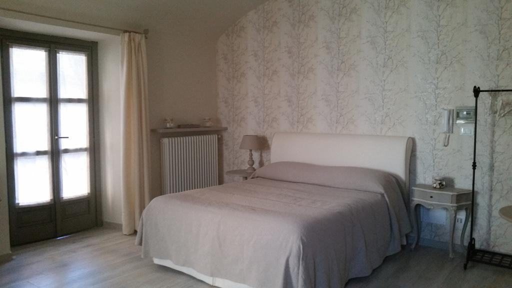 Novecento Charming Room — 4-Star Luxury Hotel in Avigliana, Italy