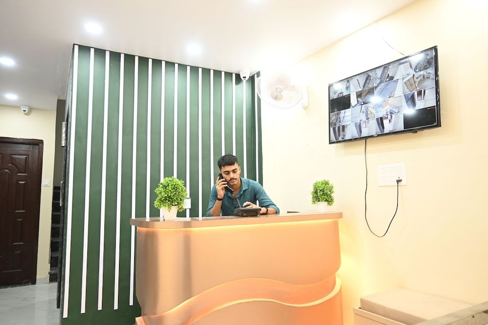 Shree Sundram Residency By Clovetree — Varanasi