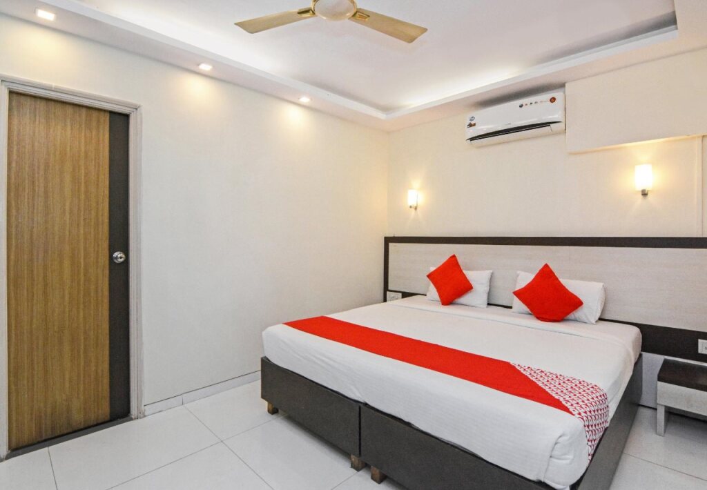 Aishwarya Apartment by Oyo Rooms