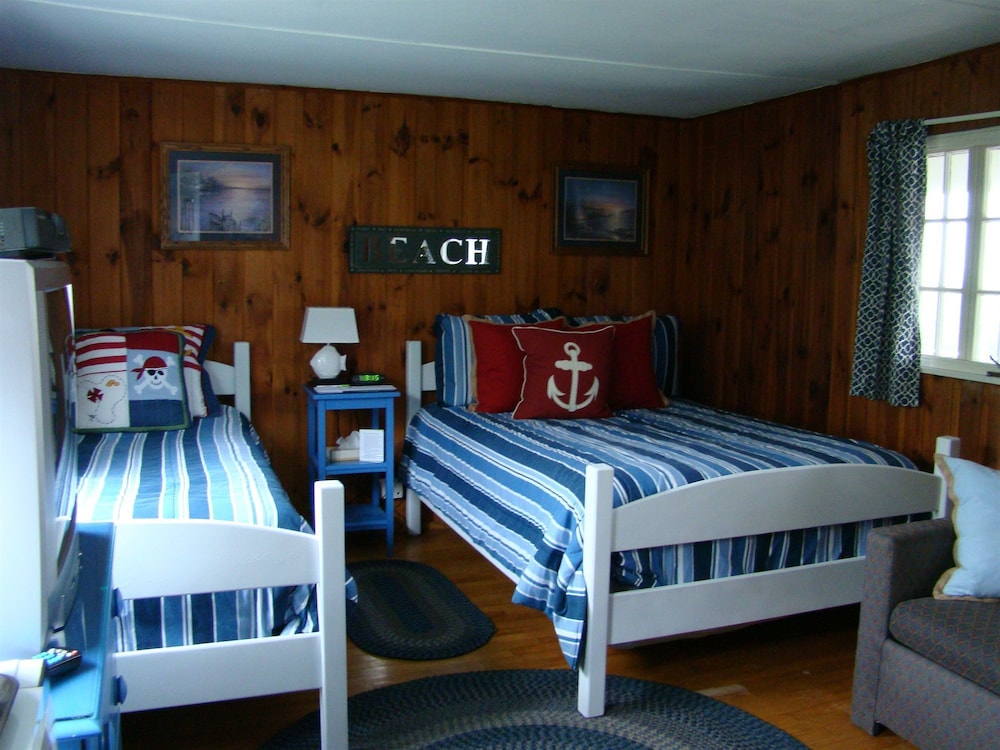 Bay Leaf Cottages & Bistro - photo 15