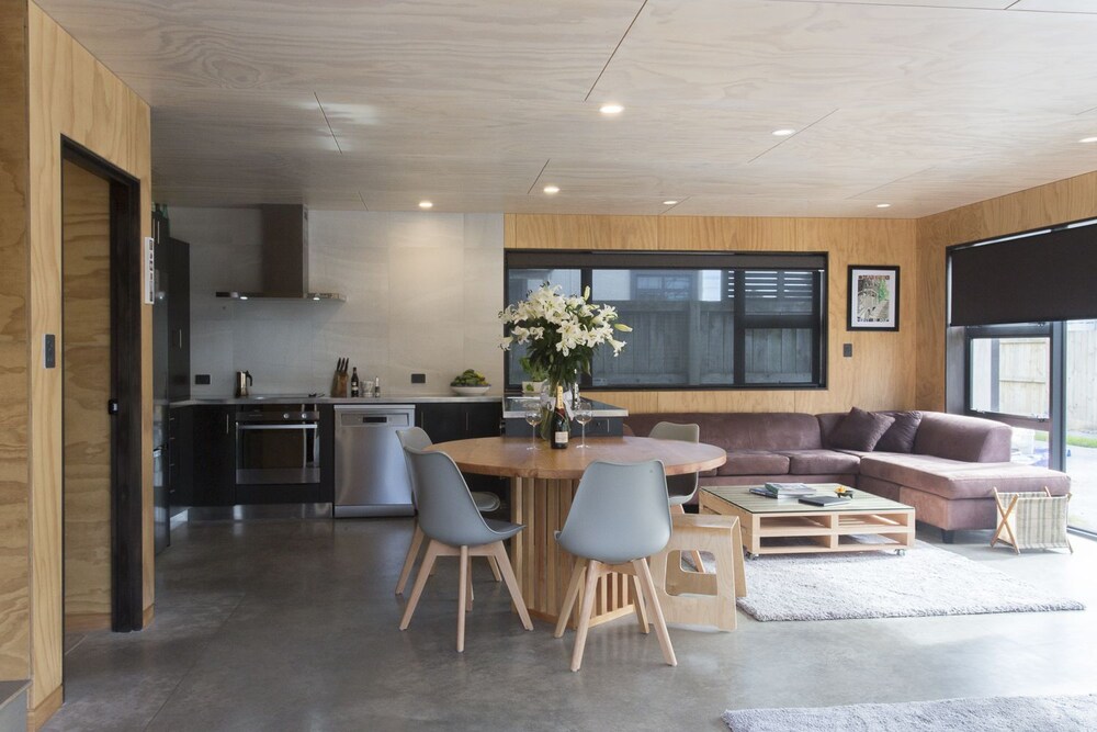 The Natural Home — 4-Star Luxury Hotel in New Plymouth, New Zealand