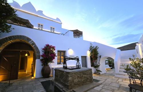 Ursa Major Suites - last minute hotel in Tinos