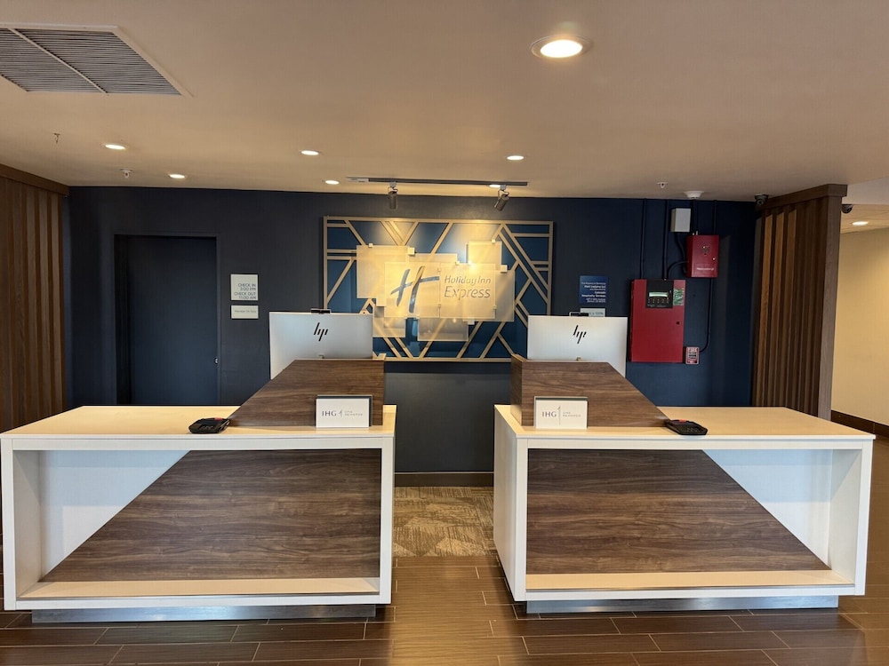 Holiday Inn Express Denver Central North by IHG - photo 4