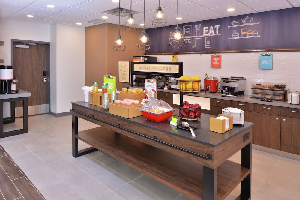 Hampton Inn Lakeville Minneapolis - photo 41