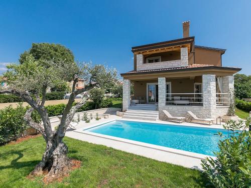 Traumhafte Villa mit beheizbarem Privatpool Outdoor Gym Meerblick in Umgebung von Weinbergen — 4-Star Luxury Hotel in Vizinada, Croatia