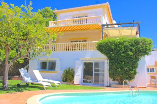 Villa Flores — 4-Star Luxury Hotel in Carvoeiro, Portugal