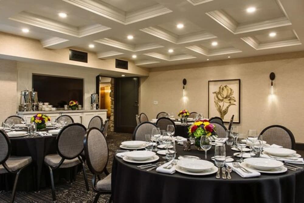 The Charmant Hotel - photo 37