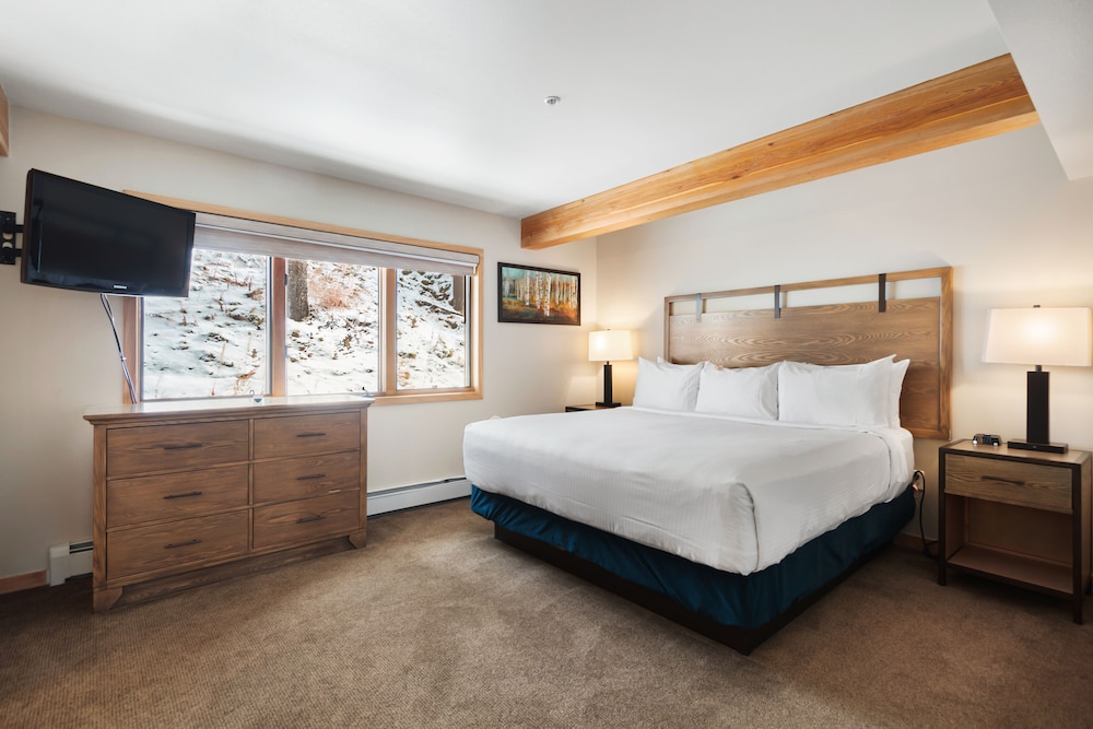 Gold Point Resort Breckenridge by Vacatia - photo 11