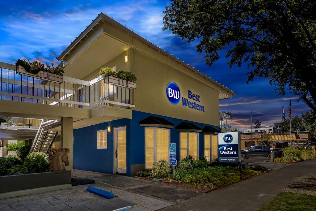 Best Western University Lodge - featured photo