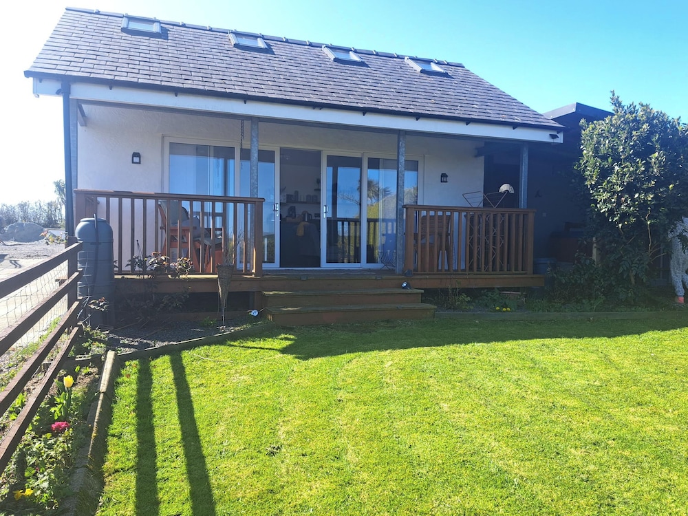 Capel Park Tyddynod Bach — hotel in Llanerchymedd