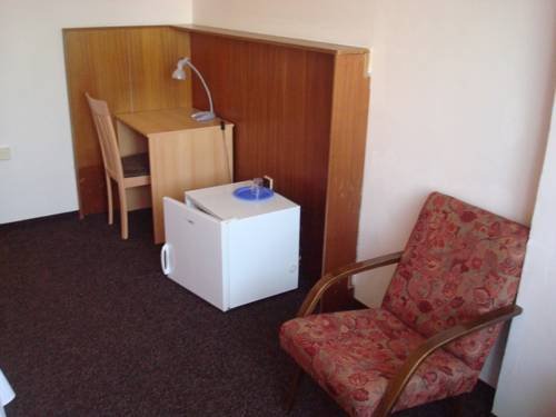 Hotel Atlas — hotel in Benesov